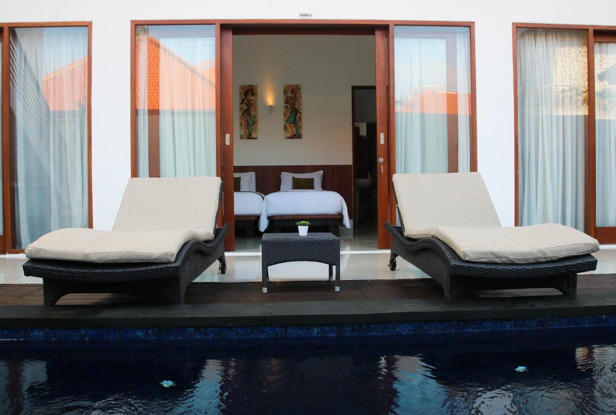 Blessing Bali Hotel อูงาซัน ภายนอก รูปภาพ